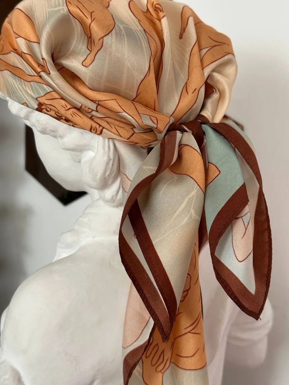 Silk scarf «TITANS» 2